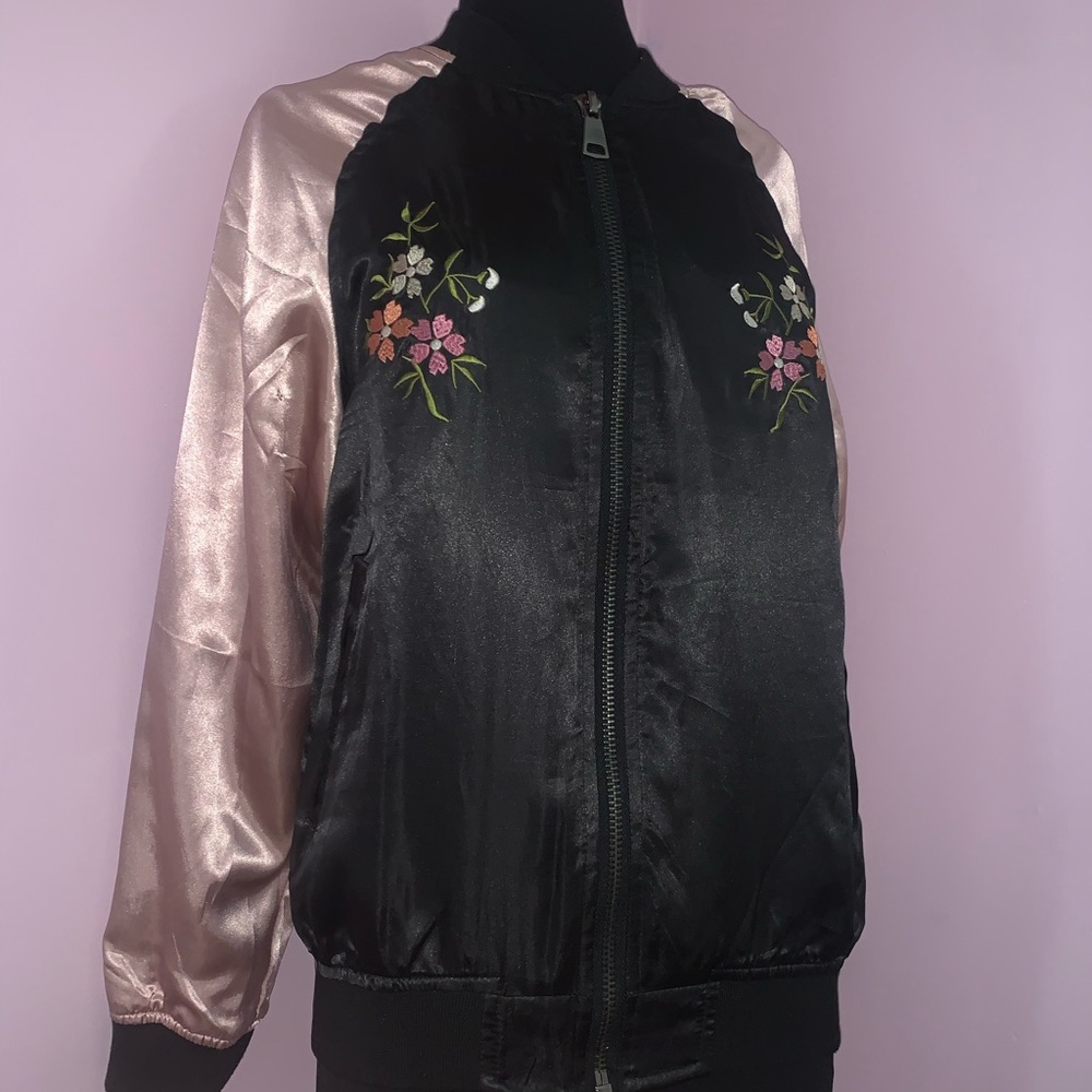 Silky detailed bomber